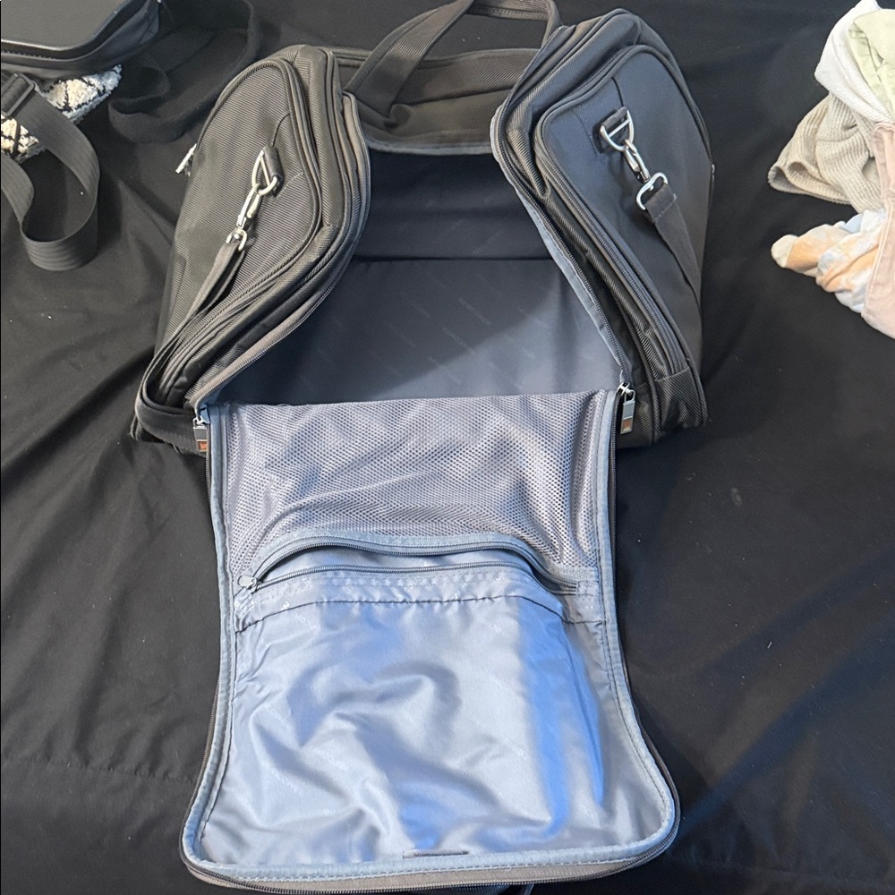 Men's Black Toiletry Bag with Multiple Zip Compartments